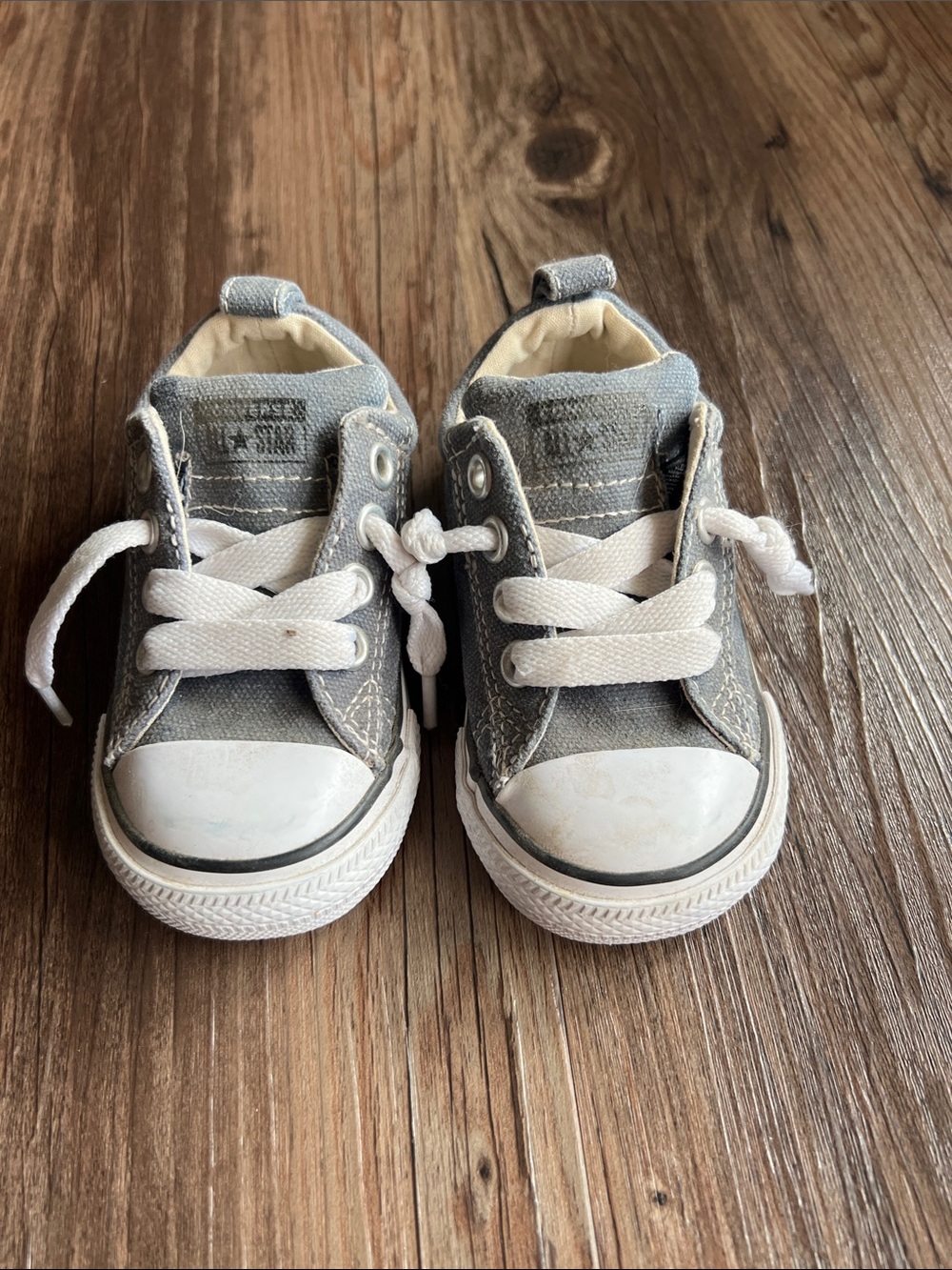 Kids Gray Canvas Low-Top Sneakers with White Laces